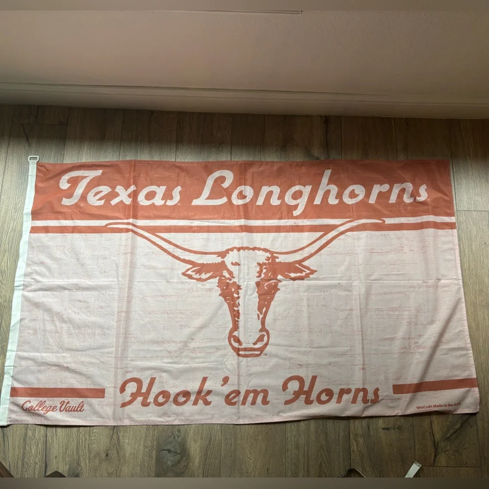 Texas Longhorns Hook 'em Horns Retro Vintage Flag Banner WinCraft Sports USA 3x5